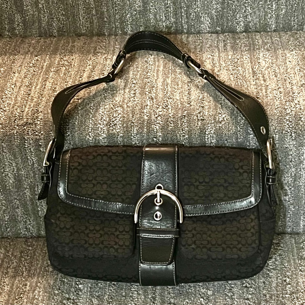 Coach Purse - great condition!